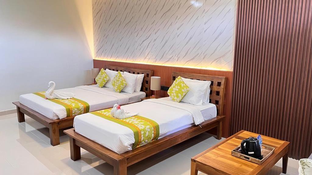 Three Brothers Bungalows & Villas Легиан Екстериор снимка